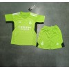 Baby Fußballbekleidung Real Madrid Torwart Heimtrikot 2022-23 Kurzarm (+ kurze hosen)